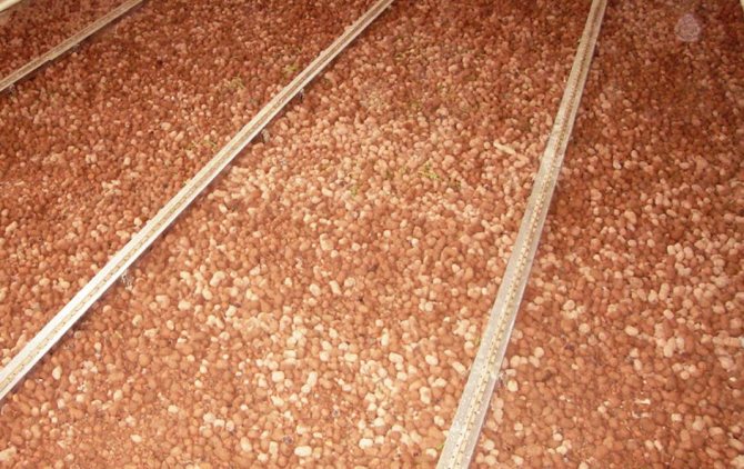 Isolation thermique d'un bain à partir de blocs