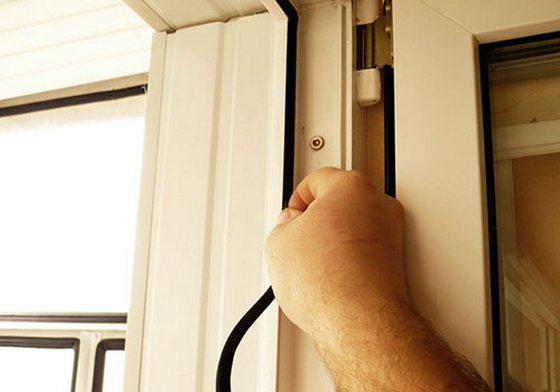 Isolation de fenêtre en plastique à faire soi-même - Isolation autocollante à coller pour châssis de fenêtre 4