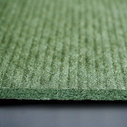 Isolation des murs d'une maison en bois de l'intérieur