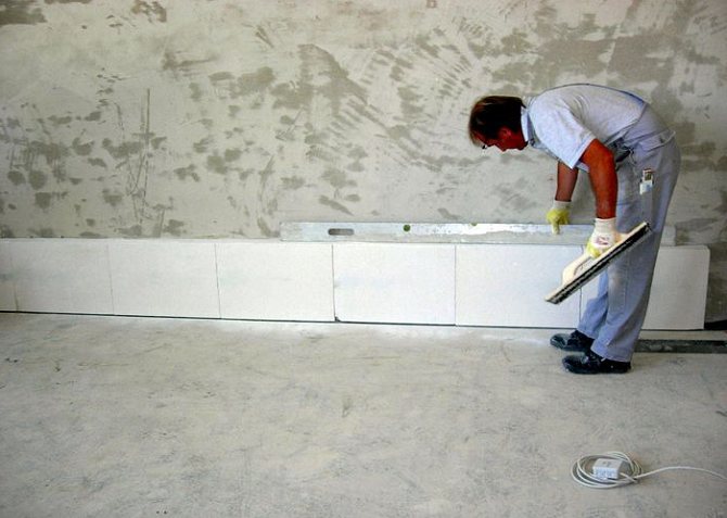 Isolation des murs avec de la perlite