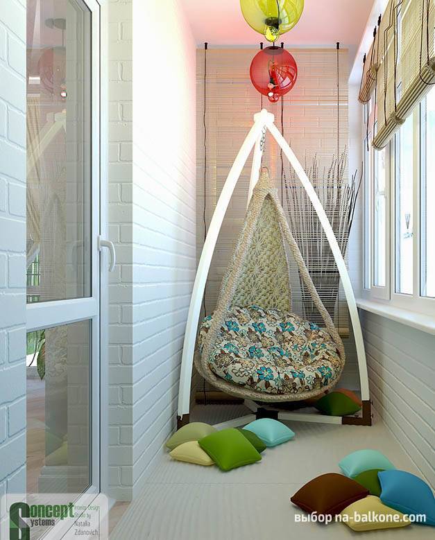 Jardin d'hiver confortable sur la loggia