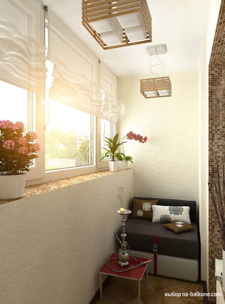 Jardin d'hiver confortable sur la loggia