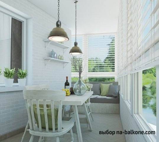 Dans quel style décorer l'intérieur du balcon et de la loggia