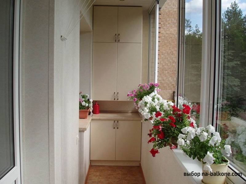 Dans quel style décorer l'intérieur du balcon et de la loggia