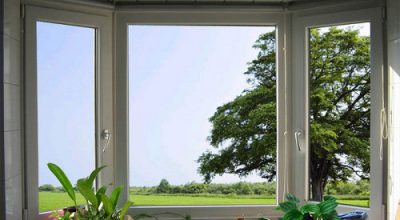 Types d'ouverture de fenêtres en plastique