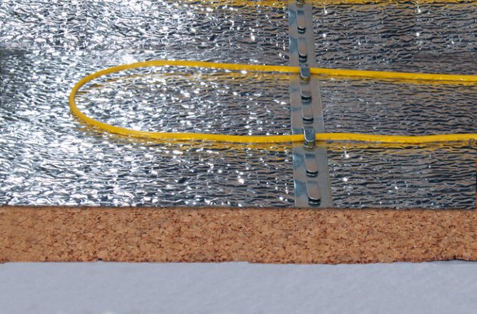 Choisir un substrat stratifié pour un sol à eau chaude