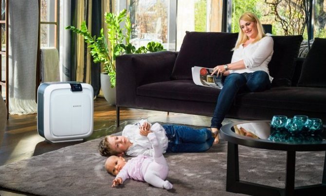 Haute performance, simplicité de conception et coût raisonnable sont les facteurs fondamentaux des humidificateurs à vapeur.