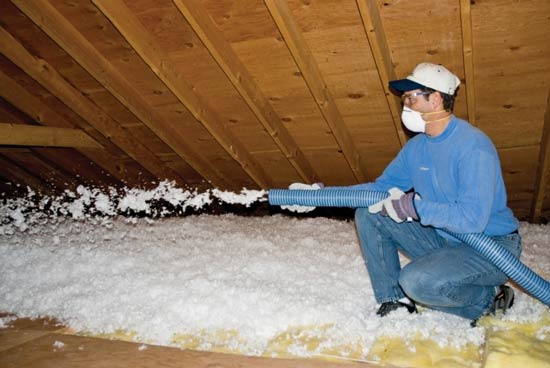 Mousse soufflée sur le toit
