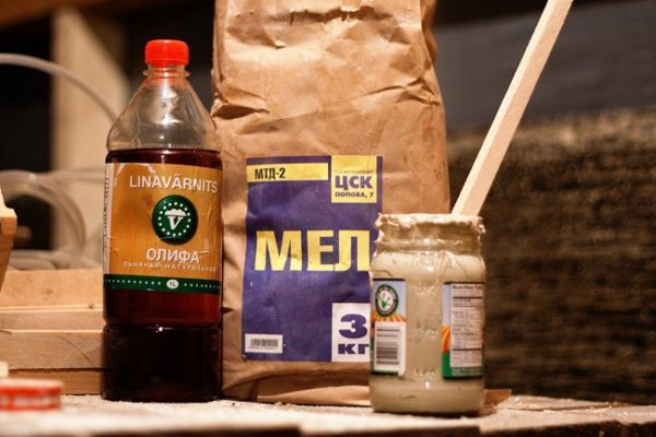 mastic pour vitres à l'huile de lin et à la craie