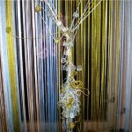 fils de rideaux emmêlés