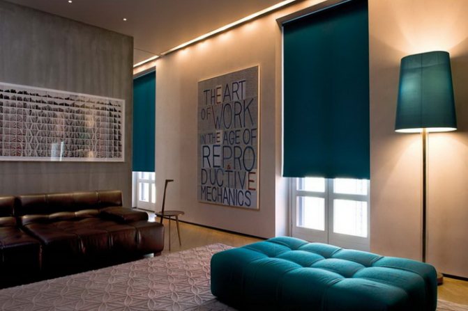 Stores belle blackout (Blackout) sur les fenêtres en PVC