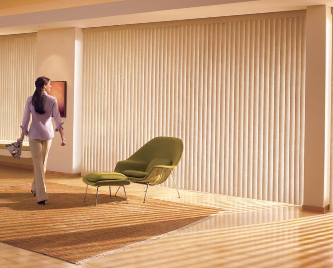 Stores dans la maison