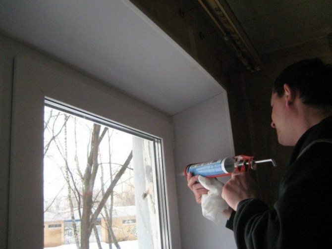 Colle liquide pour vitres